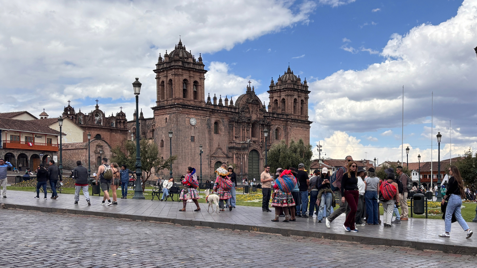 De achterkant van Peru